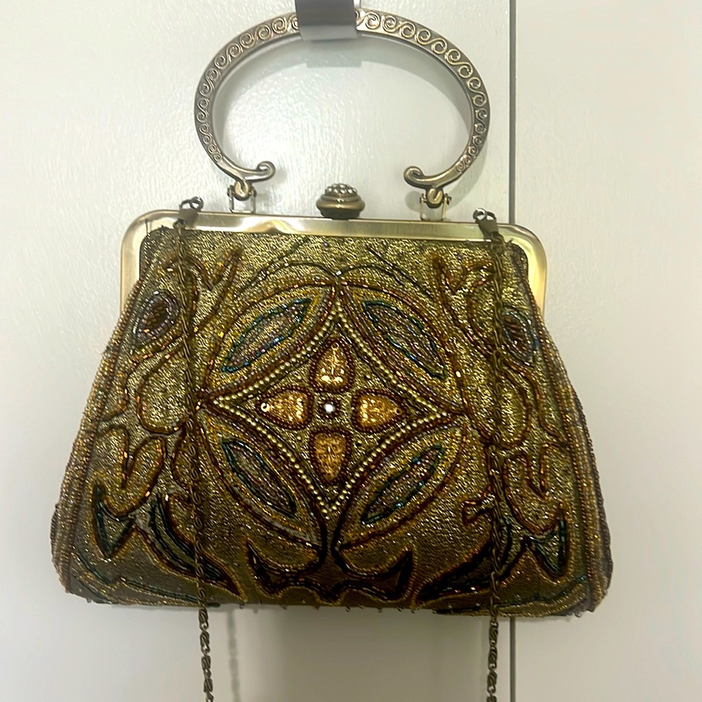 Vintage Beaded Clutch with removable 47 inch chain strap